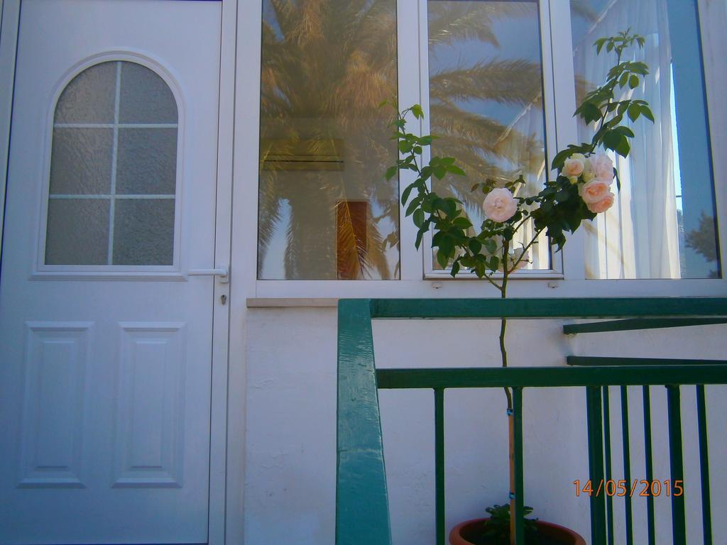 Apartments Tri Palme Baska Voda Room photo